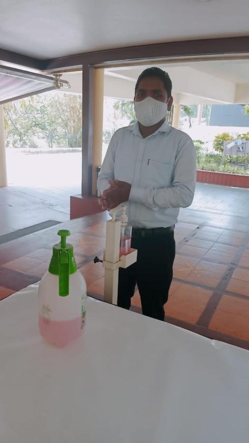 ג'לנדהר Hotel President New Court-Fully Vaccinated Staff מראה חיצוני תמונה