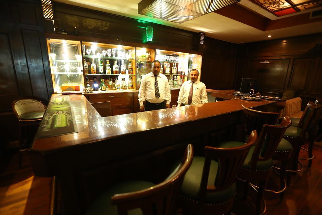 ג'לנדהר Hotel President New Court-Fully Vaccinated Staff מראה חיצוני תמונה