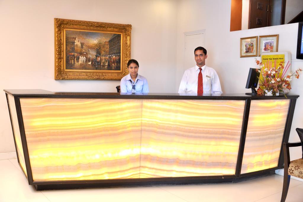 ג'לנדהר Hotel President New Court-Fully Vaccinated Staff מראה חיצוני תמונה